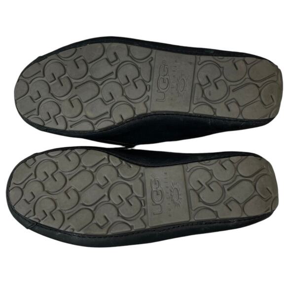 UGG Hunley Moccasin Black Leather Men’s 8 Sheepskin Insole Indoor Outdoor Loafer - Picture 9 of 10